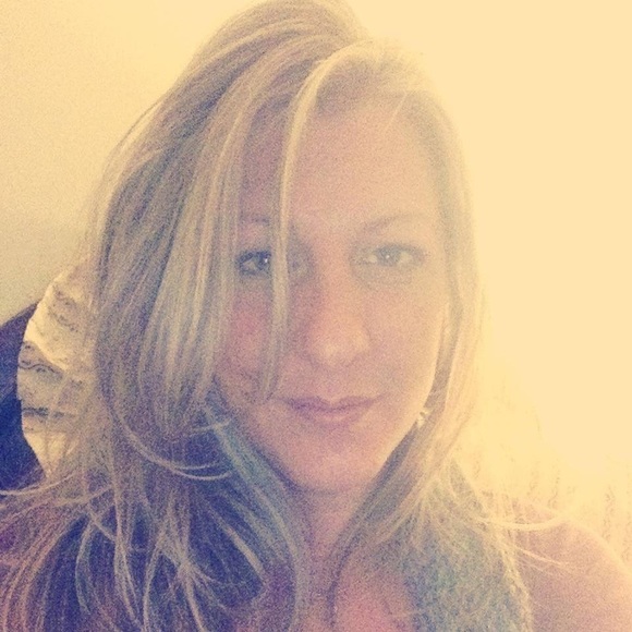 Meet your Posher, Becky - Picture 1 of 1